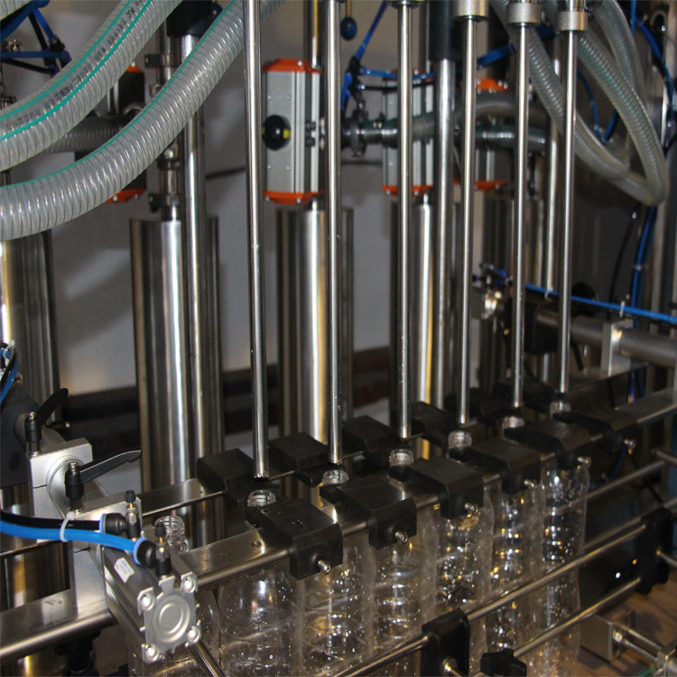 آلة تعبئة زيت جوز الهند